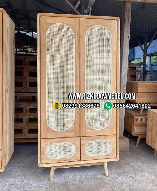 Lemari Pakaian Kayu Jati Retro Jepara