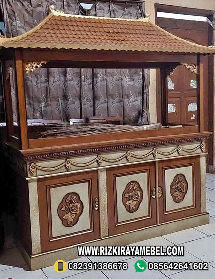 Bufet Aquarium 3 Pintu Ukir Jati